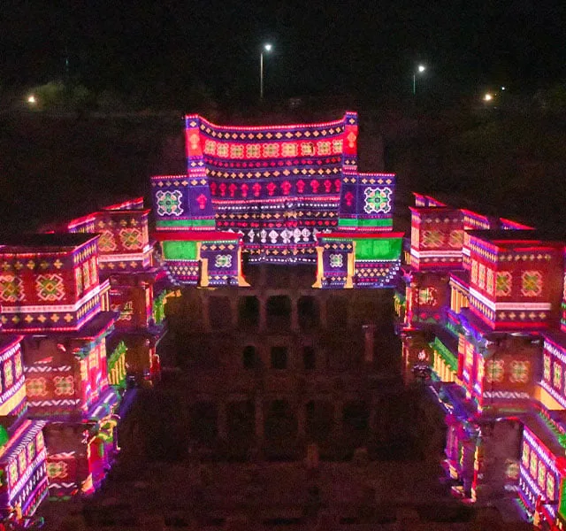 Mapping công trình bằng máy chiếu Christie