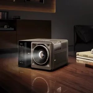 Hisense XR10 trong phòng khách home cinema