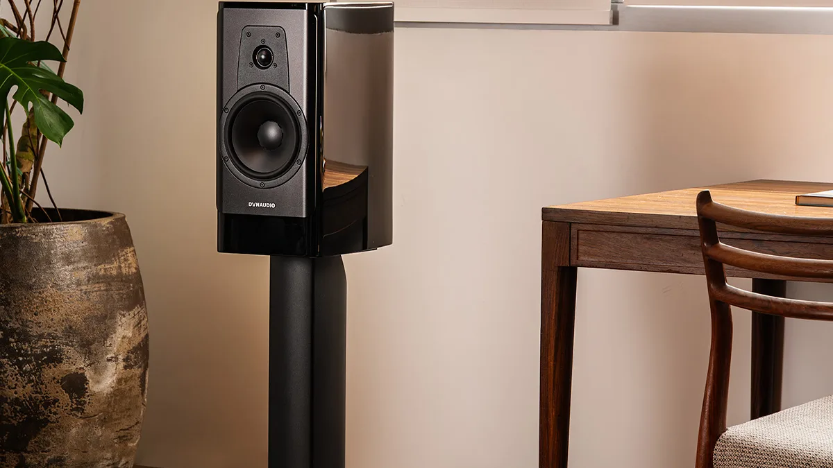 Dynaudio Contour 20 Black Edition trong không gian thực tế