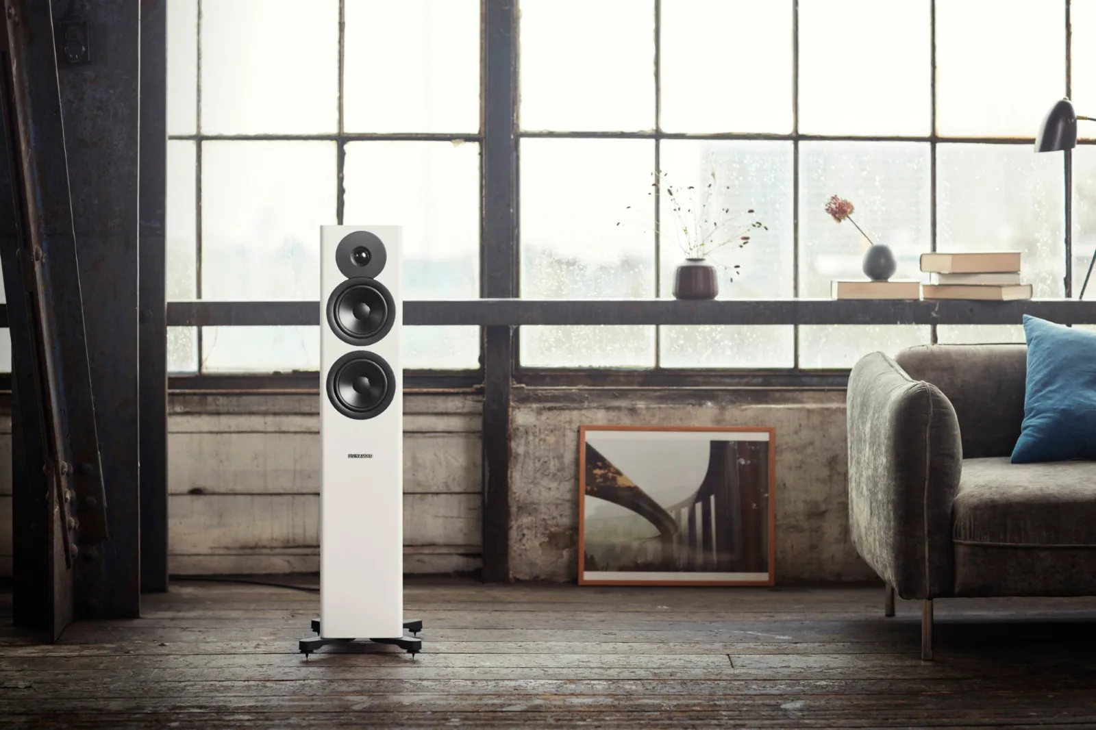Dynaudio Evoke 30 trong không gian thực tế